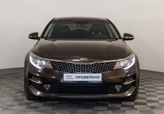 Подержанный автомобиль Kia Optima Sedan 2017 года (2 фото)