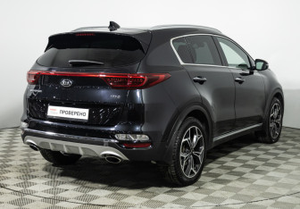 Подержанный автомобиль Kia Sportage 2018 года (5 фото)