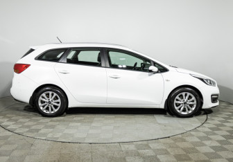 Подержанный автомобиль Kia Ceed Wagon 2016 года (4 фото)