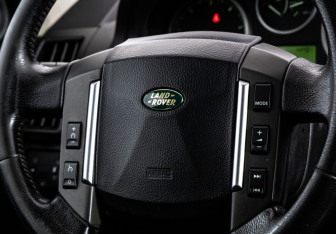 Подержанный автомобиль Land Rover Freelander 2007 года (11 фото)