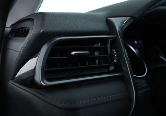 Подержанный автомобиль Toyota Camry Sedan 2021 года (23 фото)