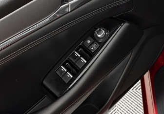 Подержанный автомобиль Mazda 6 Sedan 2021 года (10 фото)