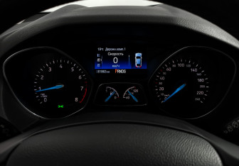 Подержанный автомобиль Ford Focus Sedan 2019 года (20 фото)