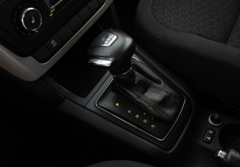 Подержанный автомобиль Skoda Yeti 2011 года (11 фото)