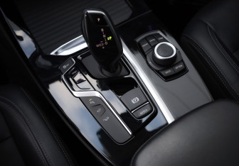 Подержанный автомобиль BMW X3 2020 года (21 фото)