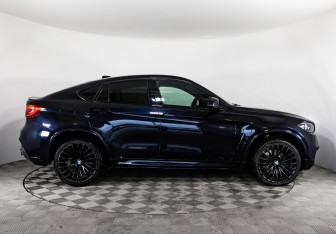 Подержанный автомобиль BMW X6 2015 года (6 фото)