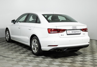 Подержанный автомобиль Audi A3 Sedan 2018 года (7 фото)