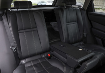 Подержанный автомобиль Land Rover Range Rover Velar 2018 года (29 фото)