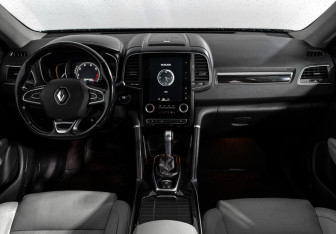 Подержанный автомобиль Renault Koleos 2017 года (14 фото)