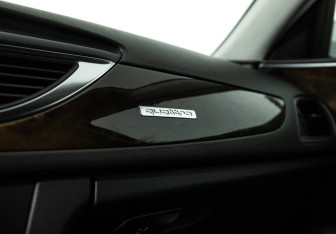 Подержанный автомобиль Audi A6 Sedan 2011 года (16 фото)