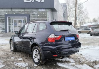 Подержанный автомобиль BMW X3 2008 года (6 фото)