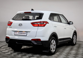 Подержанный автомобиль Hyundai Creta 2016 года (5 фото)