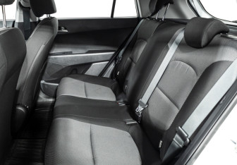 Подержанный автомобиль Hyundai Creta 2021 года (10 фото)