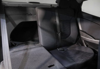 Подержанный автомобиль Hyundai Solaris Sedan 2015 года (21 фото)