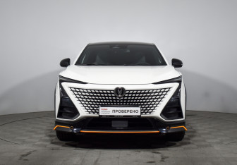 Подержанный автомобиль Changan UNI-T 2022 года (2 фото)
