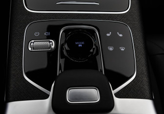 Подержанный автомобиль Jaecoo J8 2024 года (21 фото)