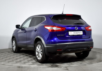 Подержанный автомобиль Nissan Qashqai 2016 года (7 фото)