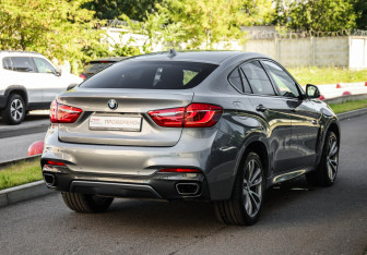 Подержанный автомобиль BMW X6 2017 года (6 фото)