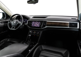 Подержанный автомобиль Volkswagen Teramont 2019 года (10 фото)