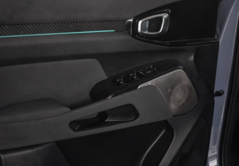 Подержанный автомобиль Haval H3 2024 года (21 фото)