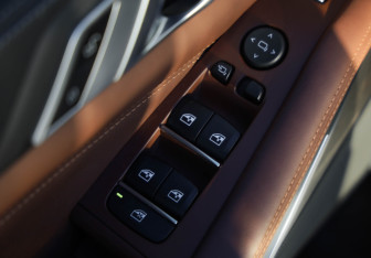 Подержанный автомобиль BMW X5 2020 года (28 фото)