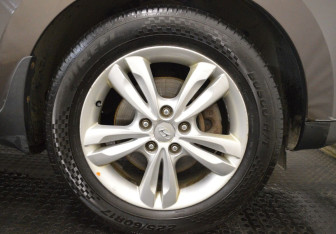 Подержанный автомобиль Hyundai ix35 2013 года (9 фото)