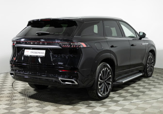 Подержанный автомобиль Jaecoo J8 2024 года (5 фото)