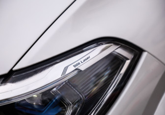 Подержанный автомобиль BMW X5 2021 года (12 фото)