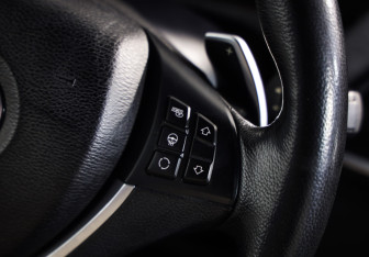 Подержанный автомобиль BMW X6 2014 года (11 фото)