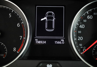 Подержанный автомобиль Volkswagen Golf Hatchback 2013 года (11 фото)