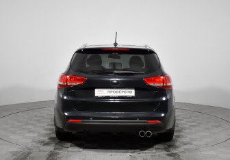 Подержанный автомобиль Kia Ceed Wagon 2016 года (6 фото)