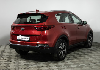 Подержанный автомобиль Kia Sportage 2018 года (5 фото)