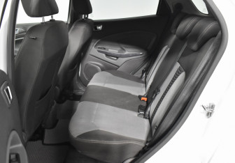 Подержанный автомобиль Ford EcoSport 2017 года (11 фото)