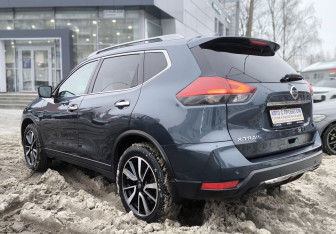 Подержанный автомобиль Nissan X-Trail 2019 года (6 фото)