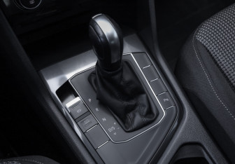 Подержанный автомобиль Volkswagen Tiguan 2019 года (17 фото)