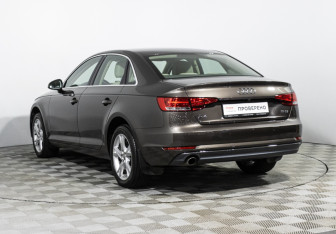 Подержанный автомобиль Audi A4 Sedan 2016 года (7 фото)