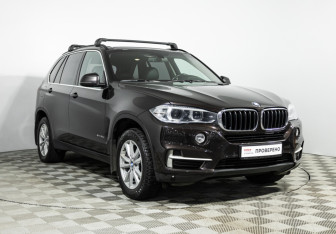 Подержанный автомобиль BMW X5 2015 года (3 фото)