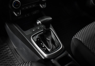Подержанный автомобиль Kia Rio Hatchback 2019 года (11 фото)