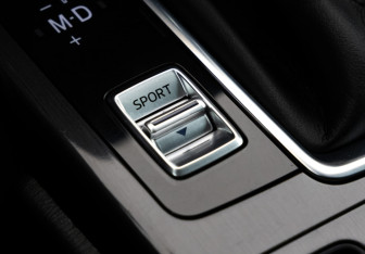 Подержанный автомобиль Mazda CX-5 2015 года (15 фото)