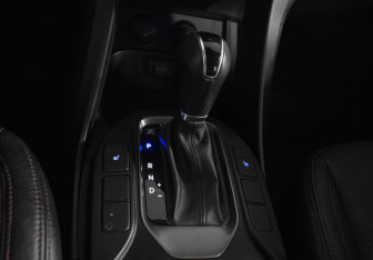 Подержанный автомобиль Hyundai Santa Fe 2015 года (17 фото)