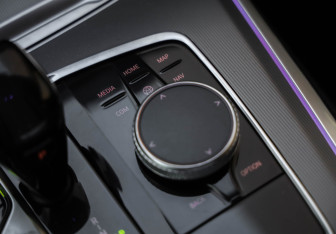 Подержанный автомобиль BMW X5 2019 года (21 фото)