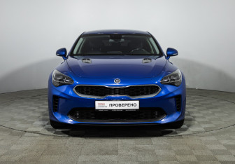 Подержанный автомобиль Kia Stinger 2019 года (2 фото)