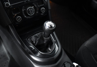 Подержанный автомобиль Peugeot 408 2013 года (11 фото)