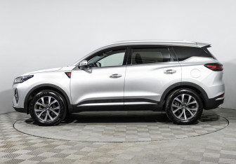 Подержанный автомобиль Chery Tiggo 7 Pro Max 2022 года (8 фото)