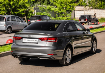 Подержанный автомобиль Audi A3 Sedan 2019 года (6 фото)