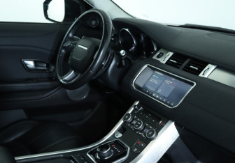 Подержанный автомобиль Land Rover Range Rover Evoque 2017 года (11 фото)