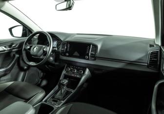 Подержанный автомобиль Skoda Karoq 2020 года (9 фото)