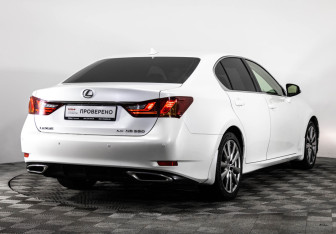 Подержанный автомобиль Lexus GS 2013 года (5 фото)
