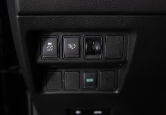Подержанный автомобиль Nissan Qashqai 2014 года (17 фото)