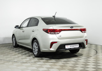 Подержанный автомобиль Kia Rio Sedan 2020 года (7 фото)